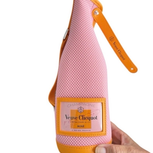 Veuve Clicquot Pink Champagne Bottle Cover - Picture 4 of 6